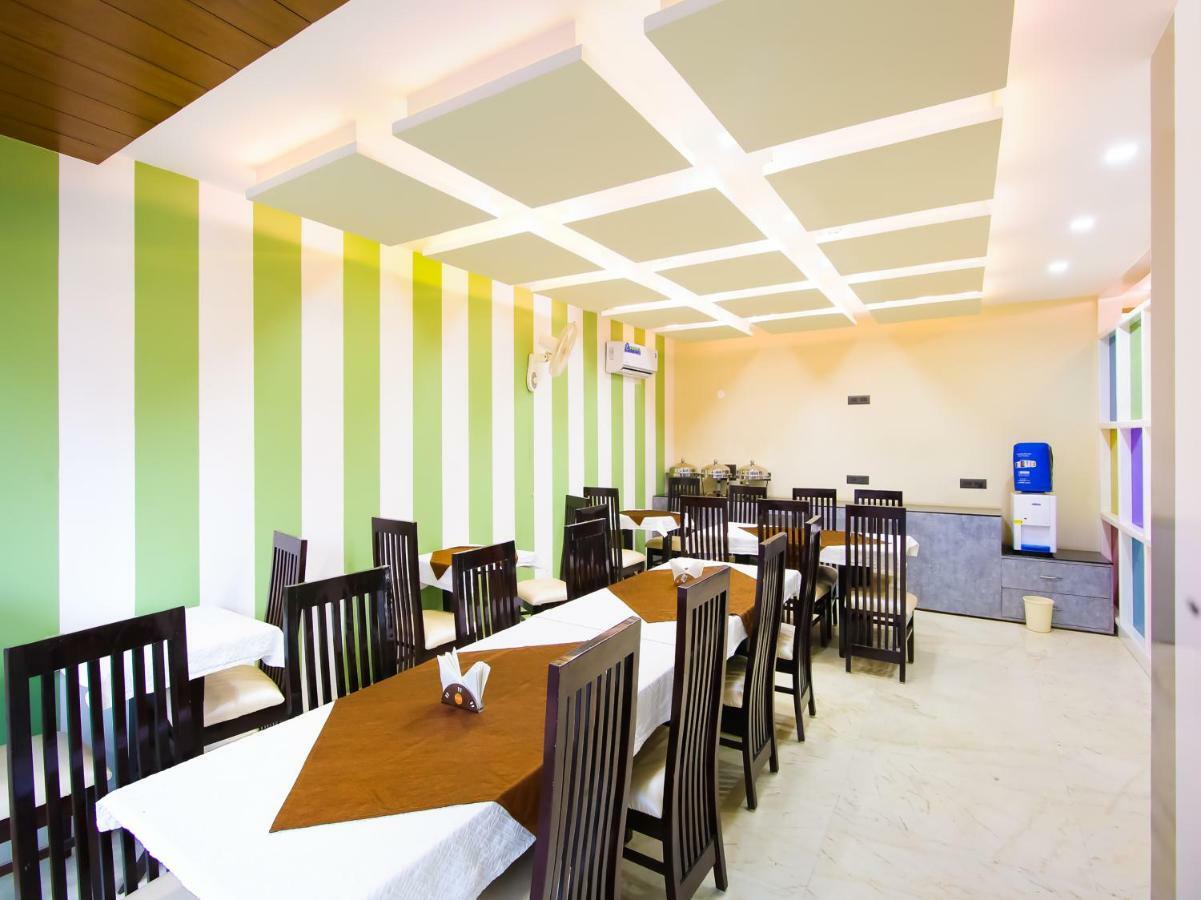 Hotel Grand Sparrow Inn Agra  Buitenkant foto