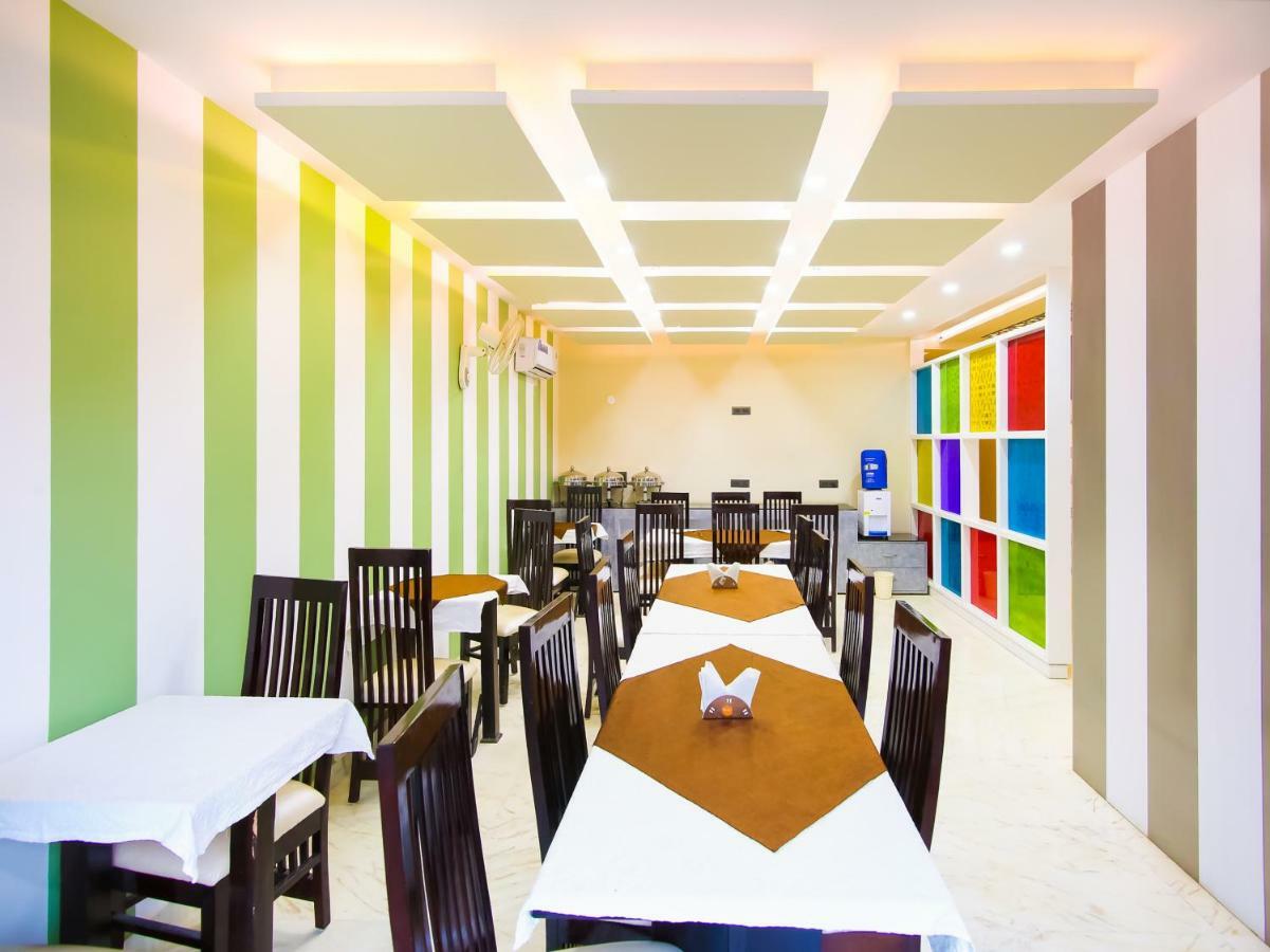 Hotel Grand Sparrow Inn Agra  Buitenkant foto