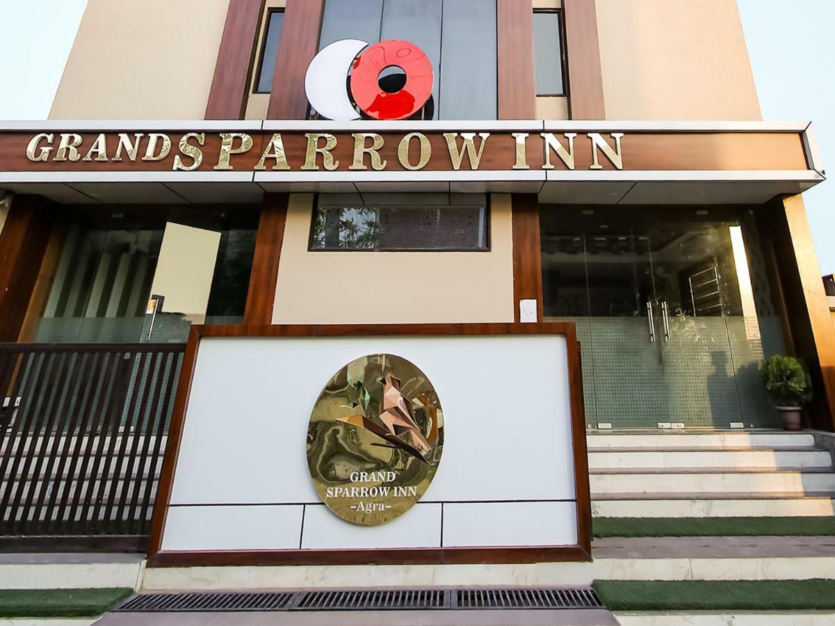Hotel Grand Sparrow Inn Agra  Buitenkant foto
