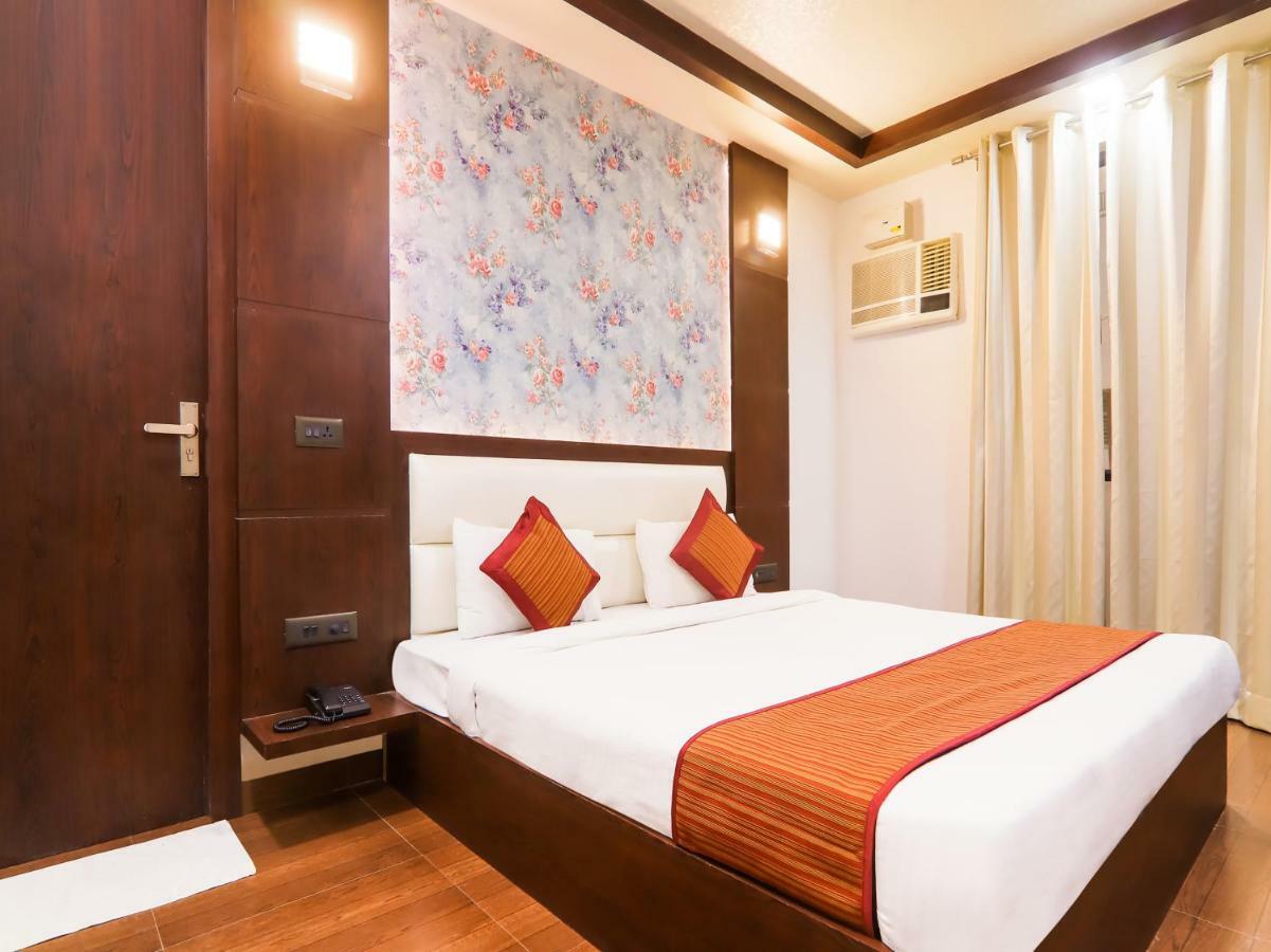 Hotel Grand Sparrow Inn Agra  Buitenkant foto