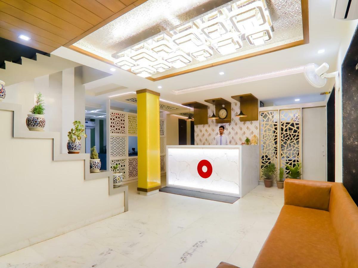 Hotel Grand Sparrow Inn Agra  Buitenkant foto