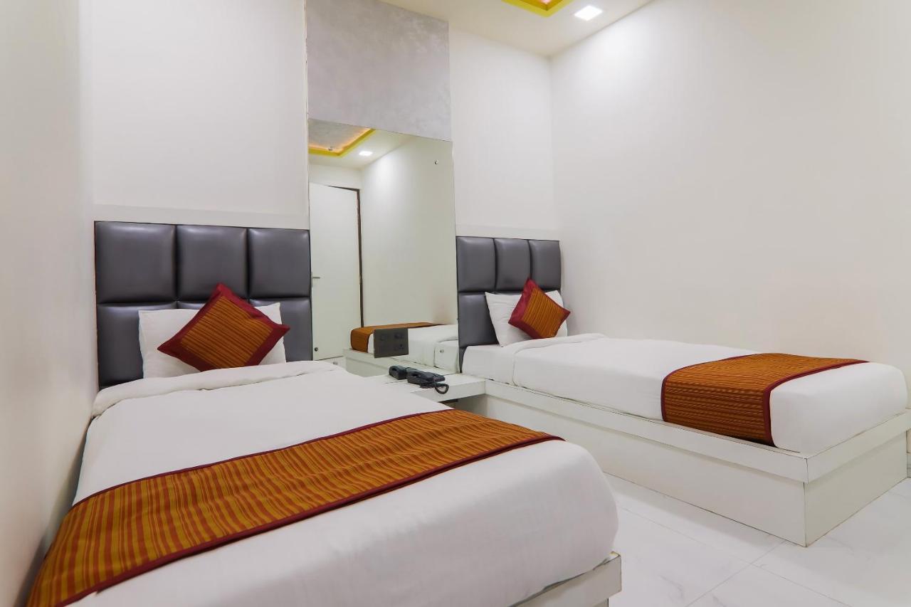 Hotel Grand Sparrow Inn Agra  Buitenkant foto