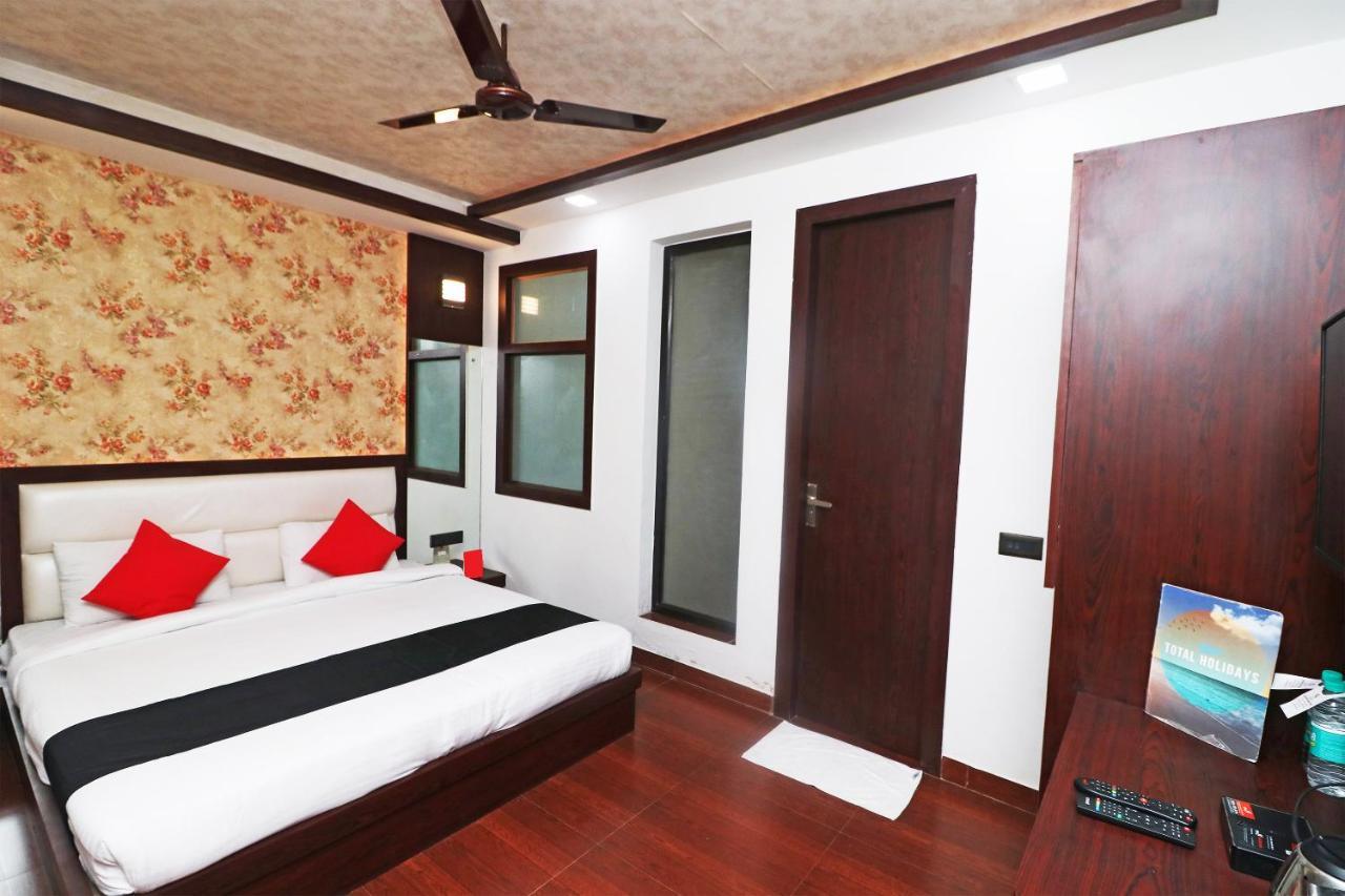 Hotel Grand Sparrow Inn Agra  Buitenkant foto
