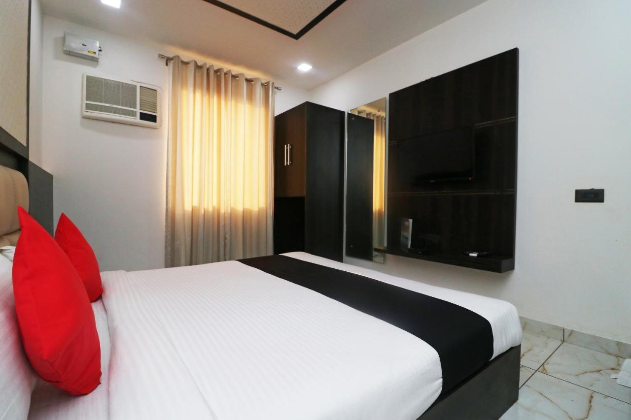 Hotel Grand Sparrow Inn Agra  Buitenkant foto